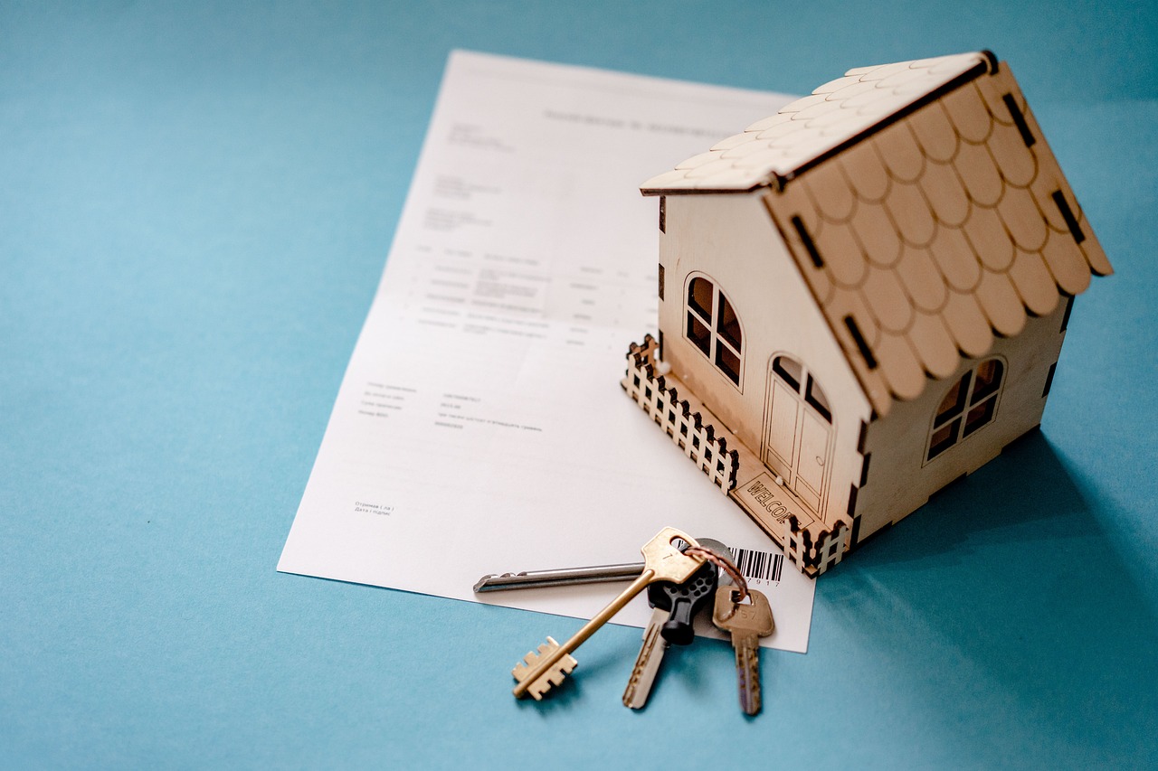 Podatek od sprzedaży nieruchomości: Jakie są zasady i stawki?